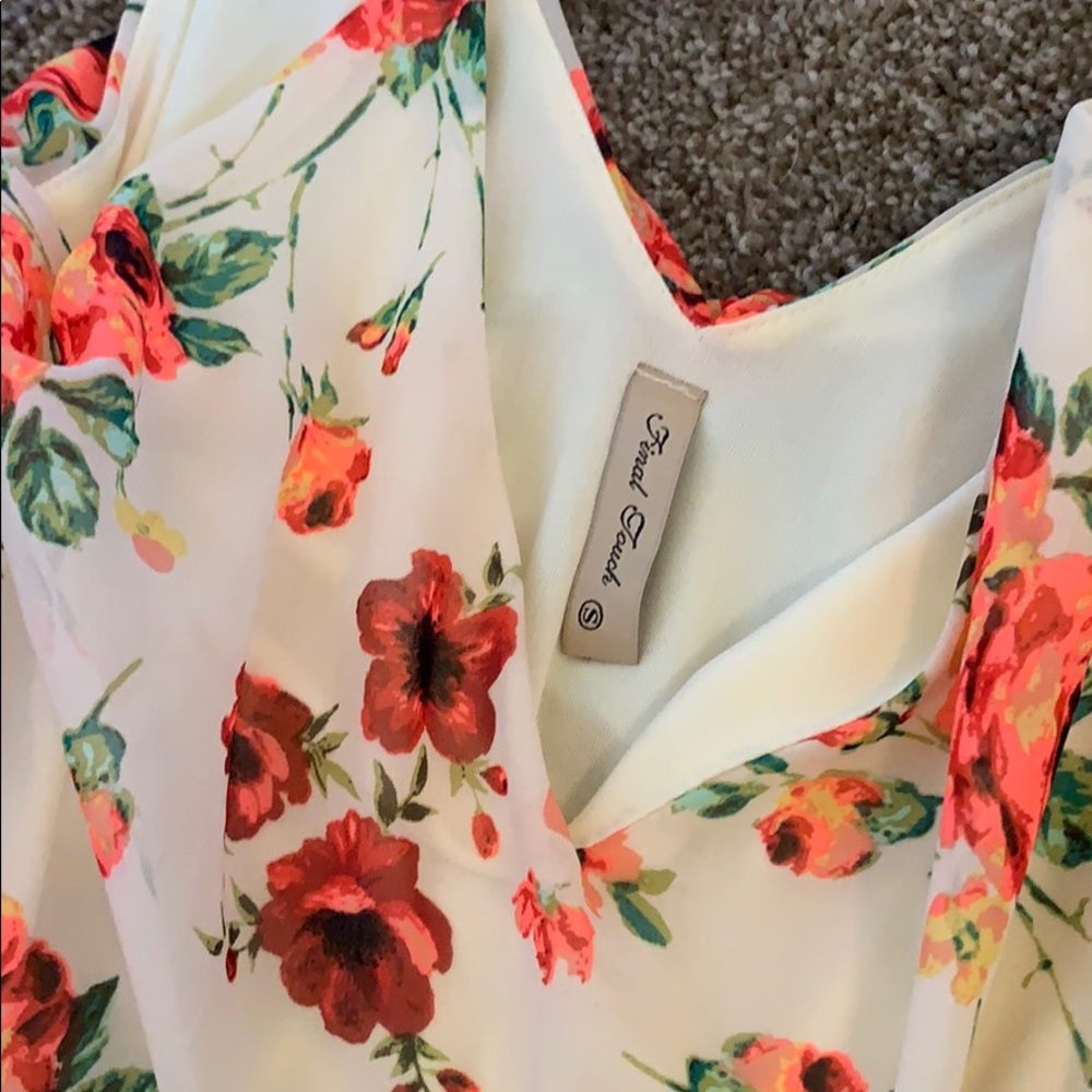 Dress - Picture 2 of 2